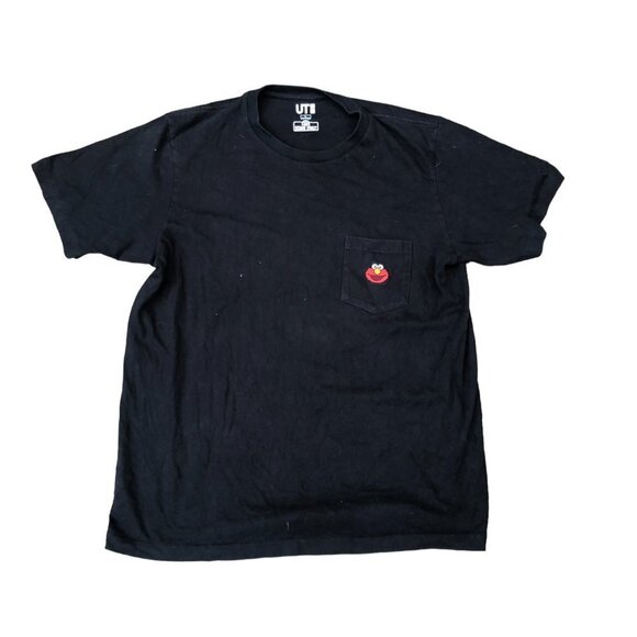 Kaws X Uniqlo X Sesame Street Elmo T Shirt Large - Picture 2 of 3